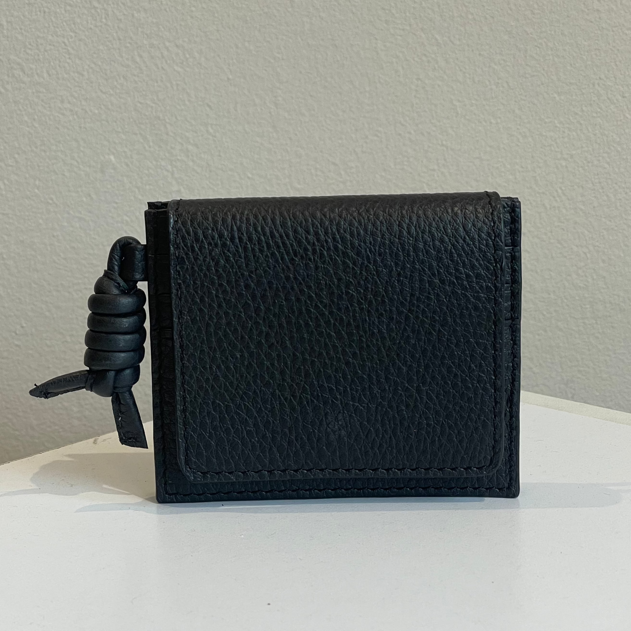 TARJETERO LISA CARDHOLDER