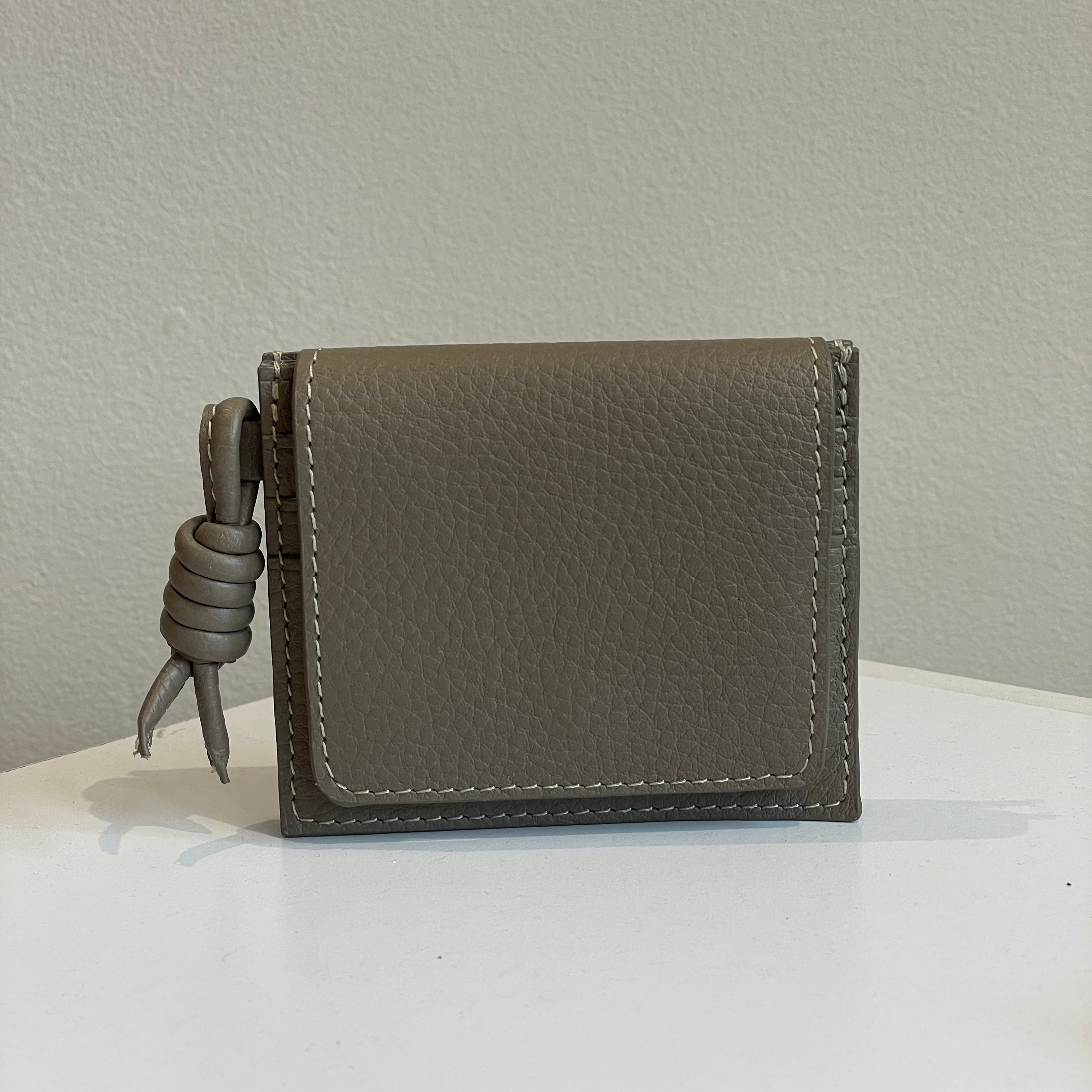 TARJETERO LISA CARDHOLDER