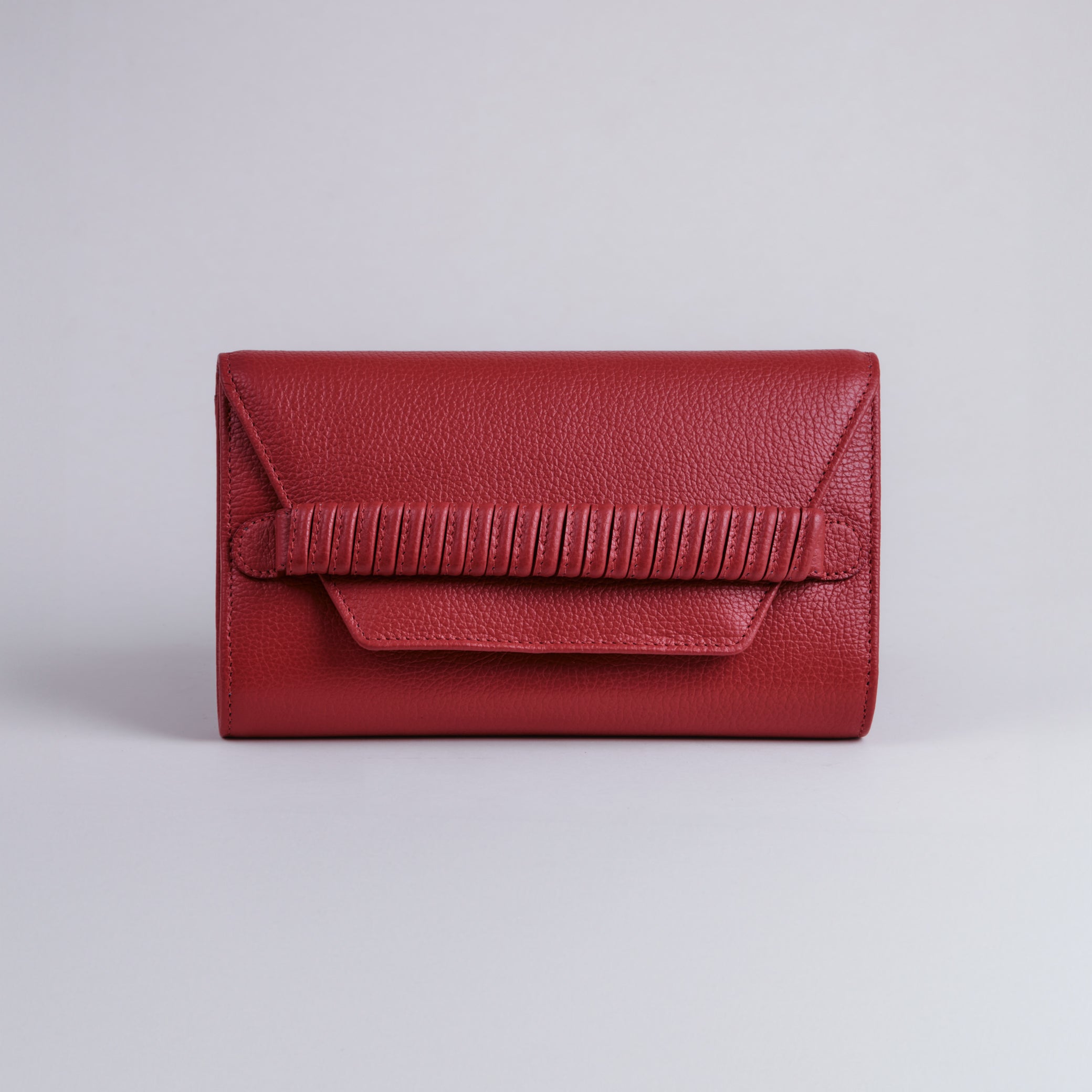 Carrie Clutch Scarlet